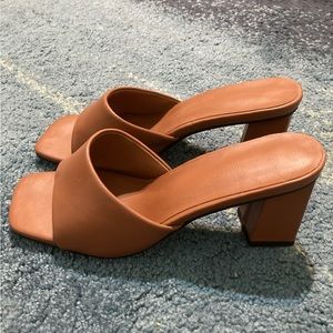 Brown Heeled Flip Flop Sandals Size 38 7.5